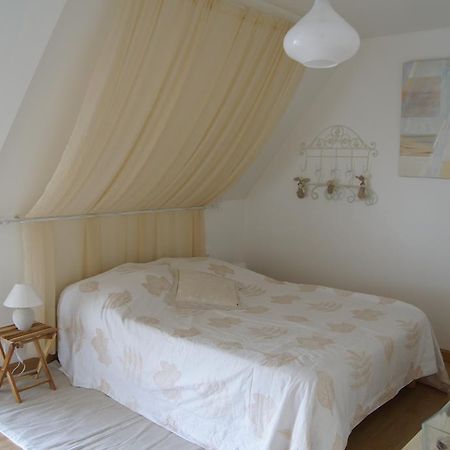 Gites Du Vieux Presbytere Baguer-Pican Luaran gambar